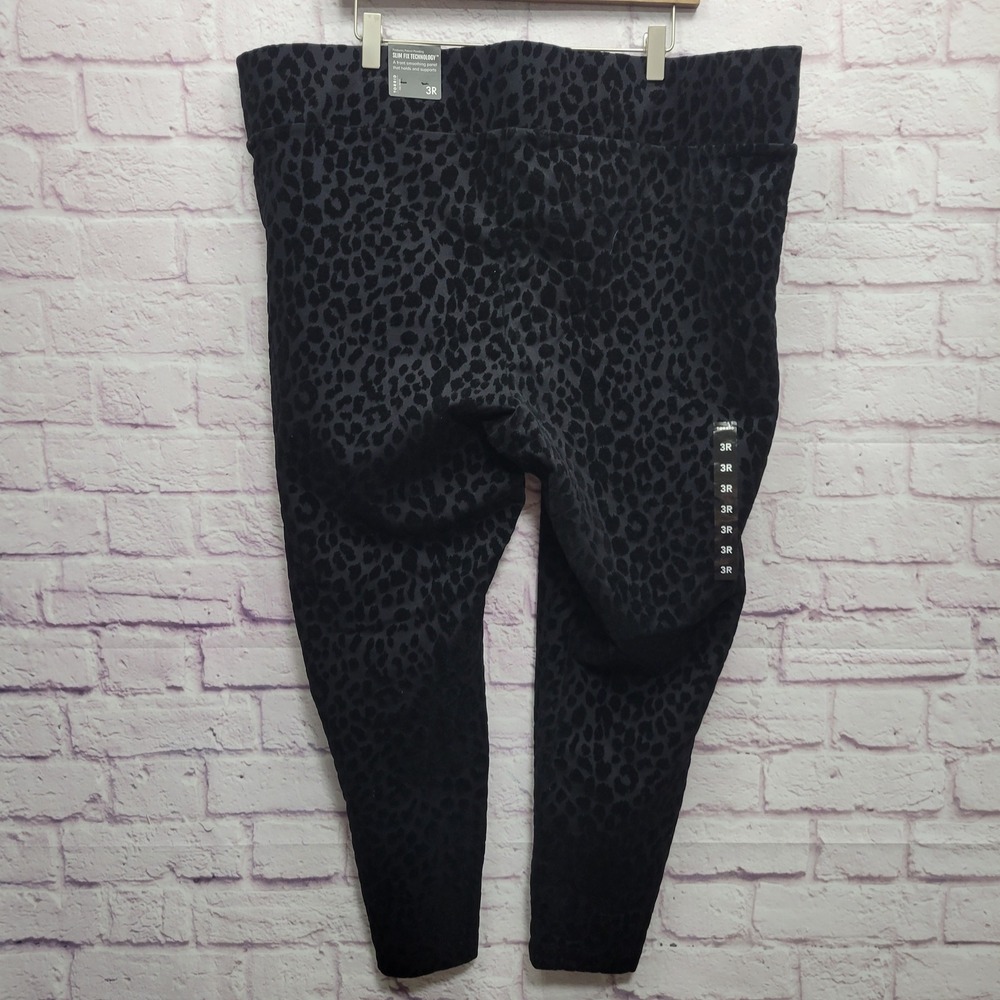 NEW Torrid Pixie Flocked Leopard Skinny Pants Wom… - image 2